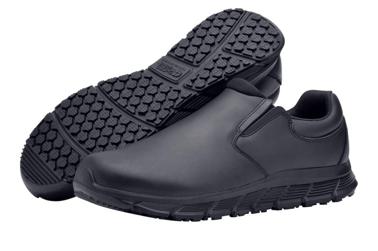 Amazon Shoes For Crews 41526 7 Men s Slip Resistant Slip On Work Shoes Comfortable Non Slip Work Shoes For Men Ideal For Restaurant Healthcare Retail Staff Cater II Size 7 Black Clothing 