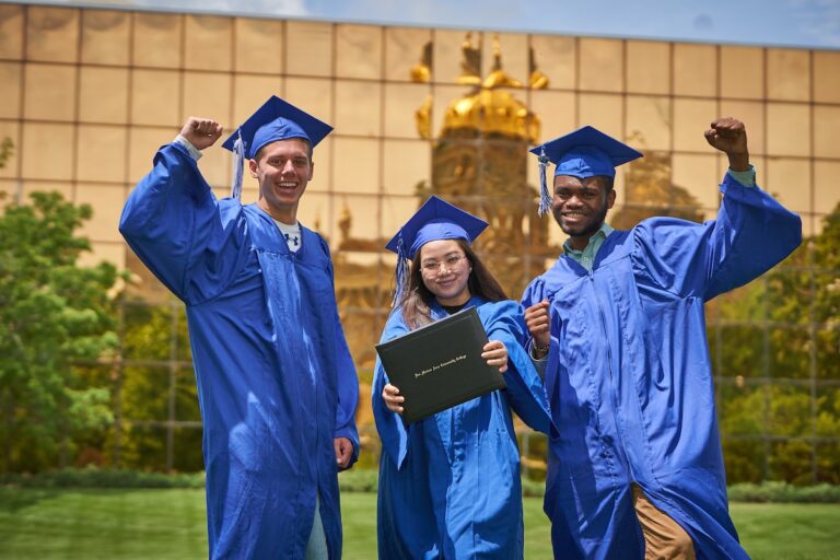 DMACC Des Moines Area Community College