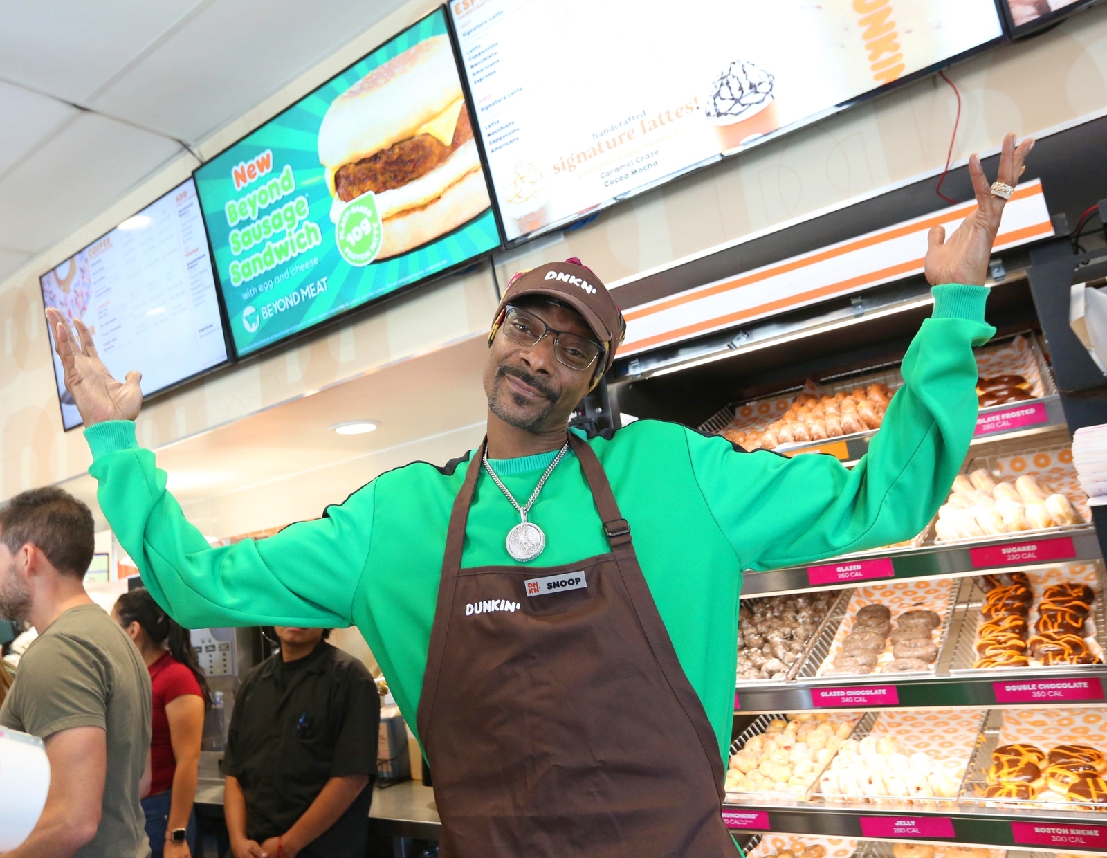 Introducing Our Dunkin Employee Of The Month Snoop Dogg Dunkin 